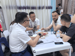 陕西雅兰纺织集团携睡科技新品参展137届广交会